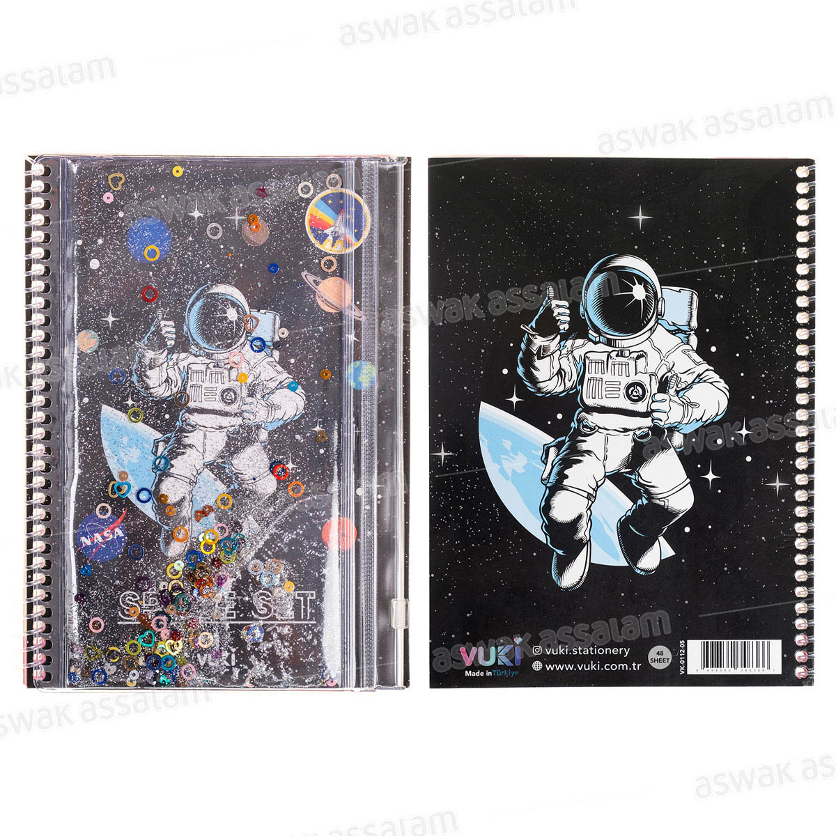 BLOC NOTES COUVERTURE EAU PAILLETEE MOTIF ASTRONAUTE 21*16*0,6CM 80 PAGES VUKI